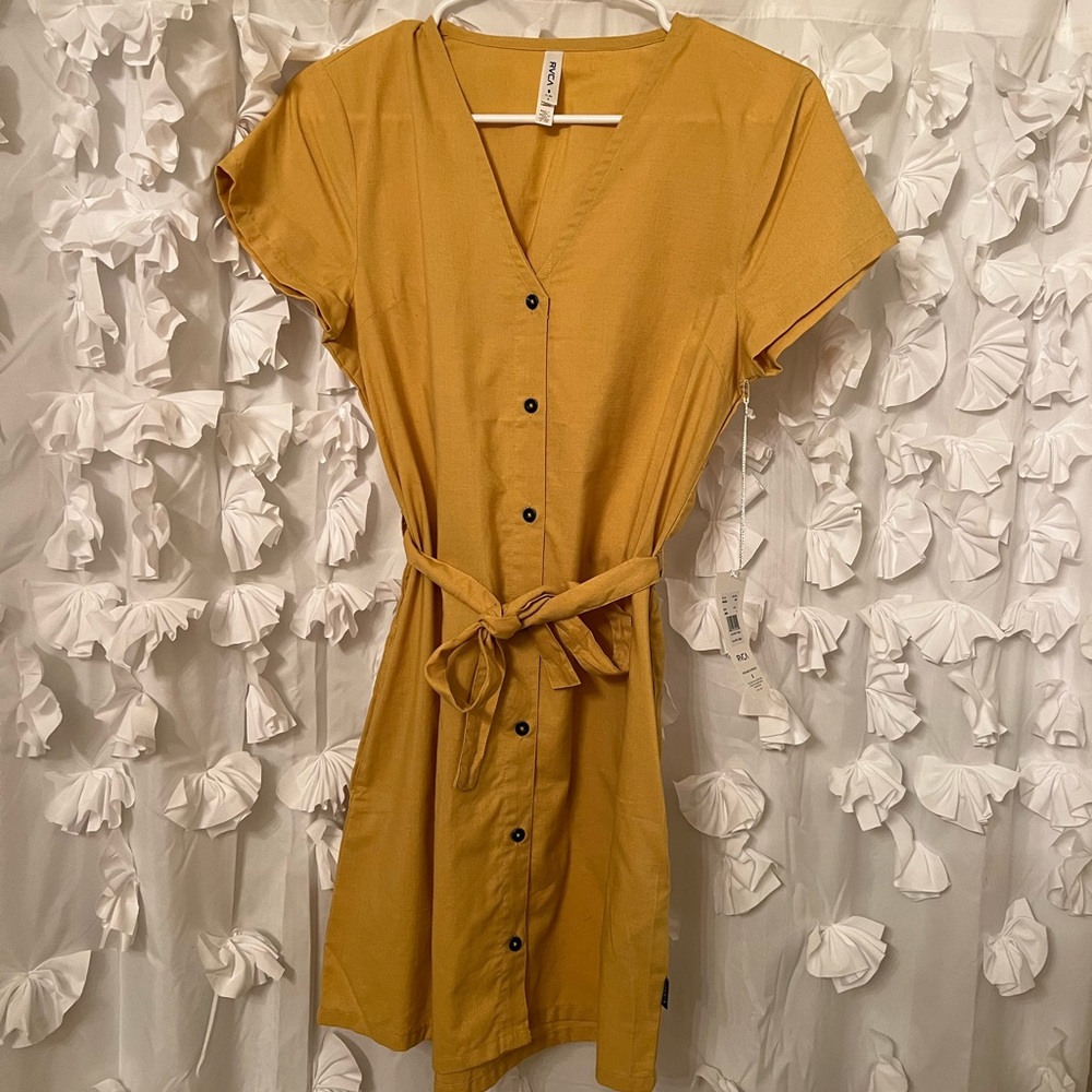 RVCA Button-Up Short Sleeve Dress